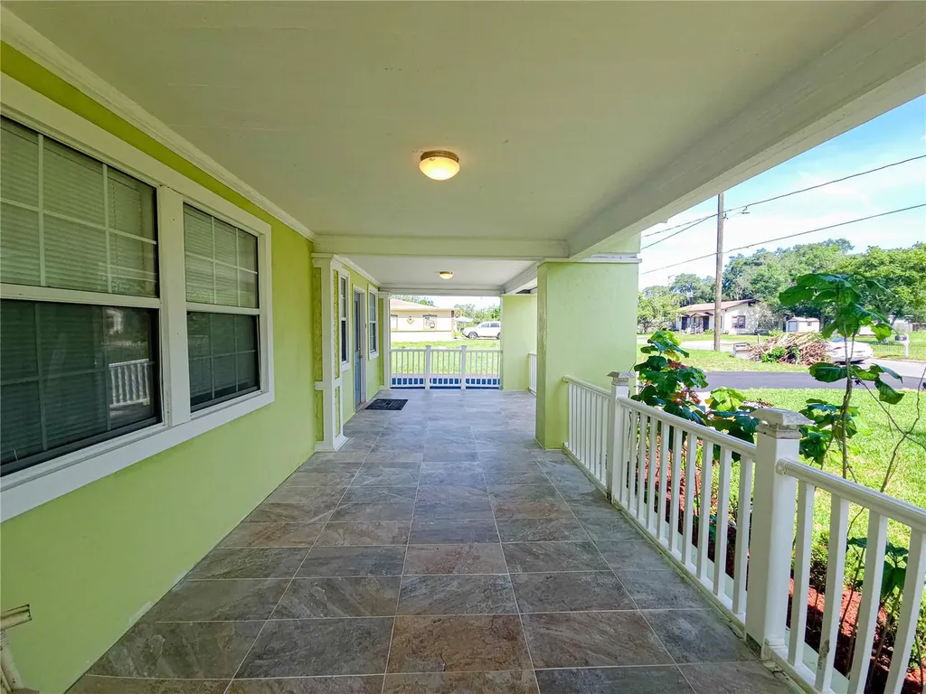 17 Wilkes Street Avon Park FL 33825