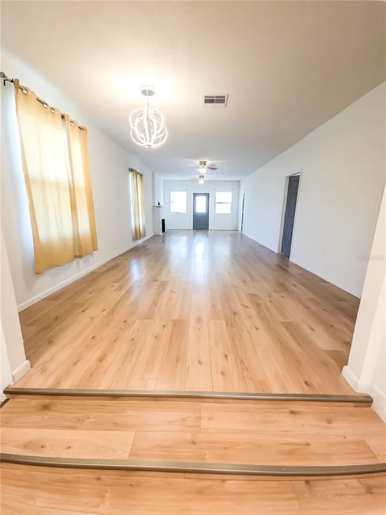 17 Wilkes Street Avon Park FL 33825