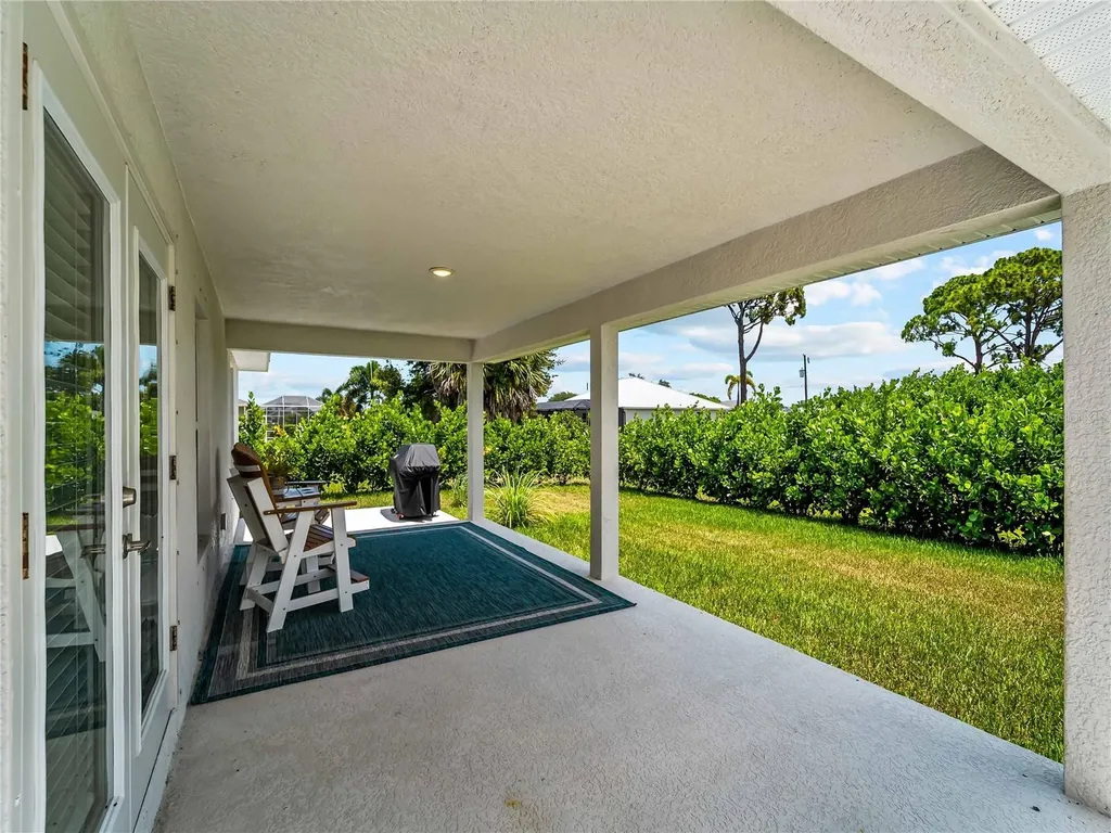 55 Pine Valley Lane Rotonda West FL 33947