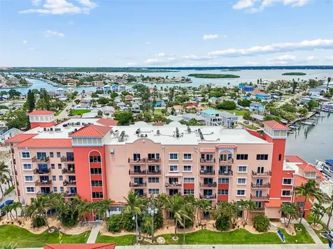 13235 Gulf Boulevard St Petersburg FL 33708