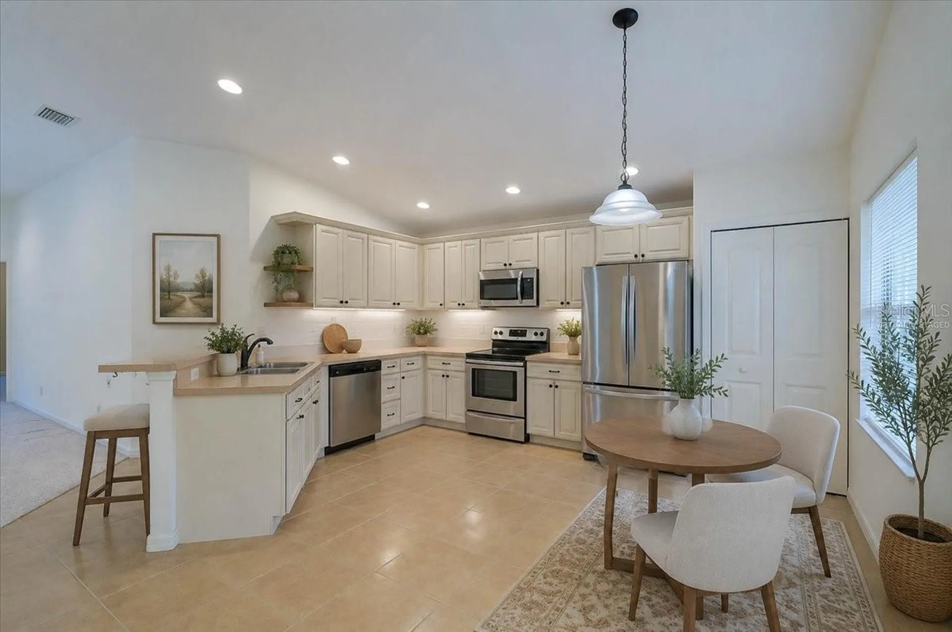 22 Christie Avenue Sarasota FL 34232