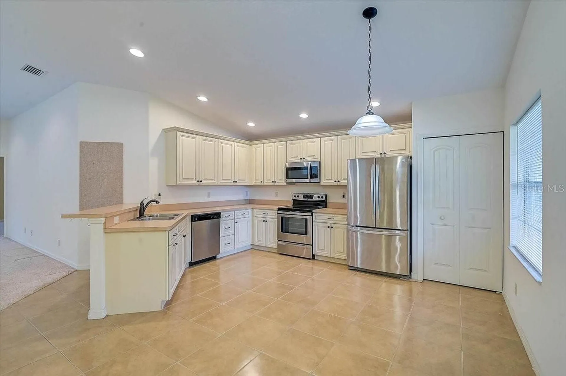 22 Christie Avenue Sarasota FL 34232