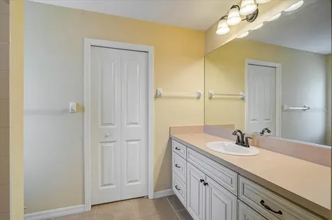 22 Christie Avenue Sarasota FL 34232
