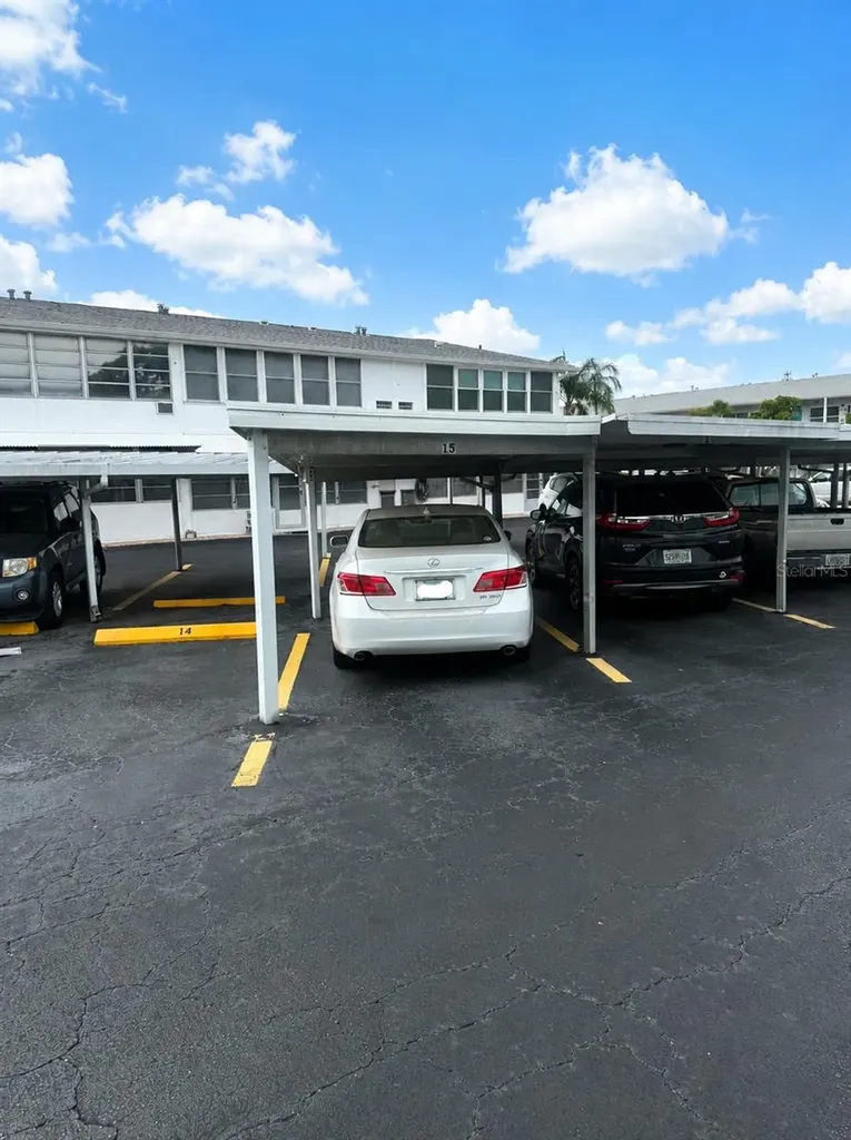 5850 21st Street N St Petersburg FL 33714