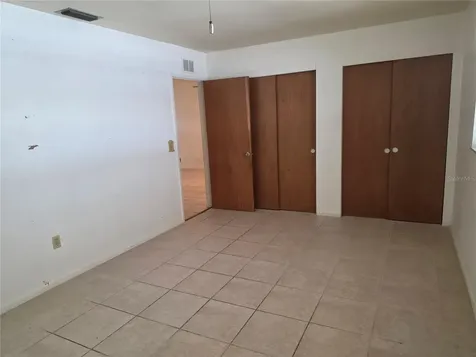5850 21st Street N St Petersburg FL 33714