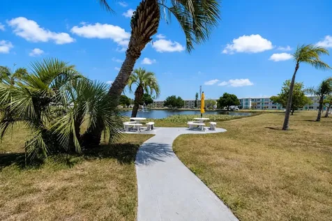 5850 21st Street N St Petersburg FL 33714