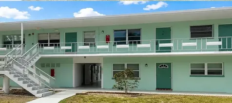 5850 21st Street N St Petersburg FL 33714
