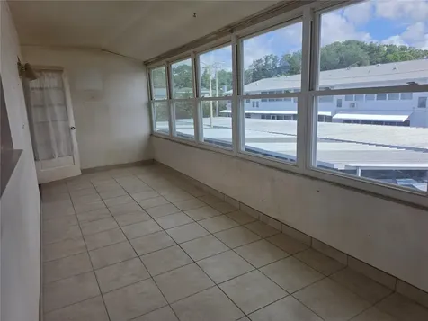 5850 21st Street N St Petersburg FL 33714