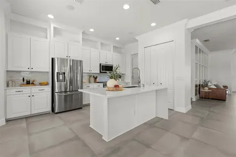 13013 Woodford Street Orlando FL 32832