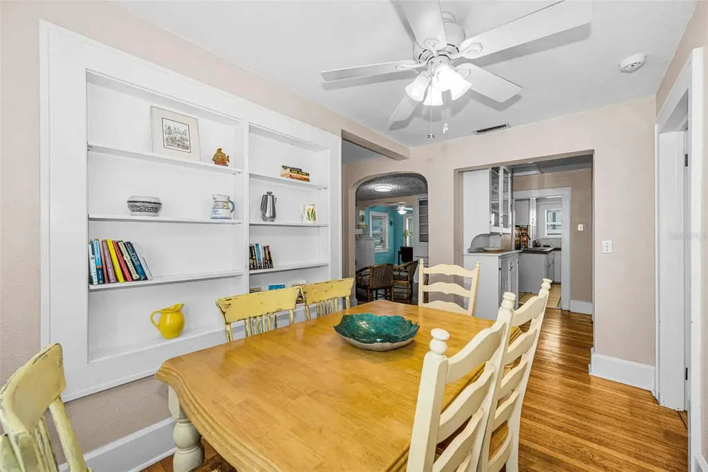 3829 2nd Avenue N St Petersburg FL 33713