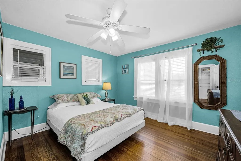 3829 2nd Avenue N St Petersburg FL 33713
