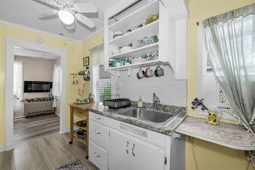 3829 2nd Avenue N St Petersburg FL 33713