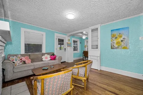 3829 2nd Avenue N St Petersburg FL 33713