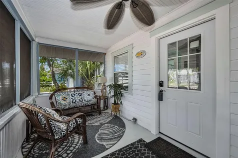 3829 2nd Avenue N St Petersburg FL 33713