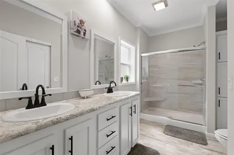 2298 NW 10th Street Bell FL 32619