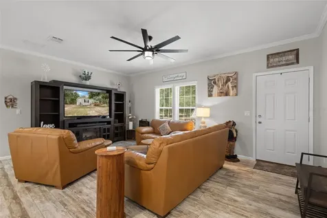 2298 NW 10th Street Bell FL 32619