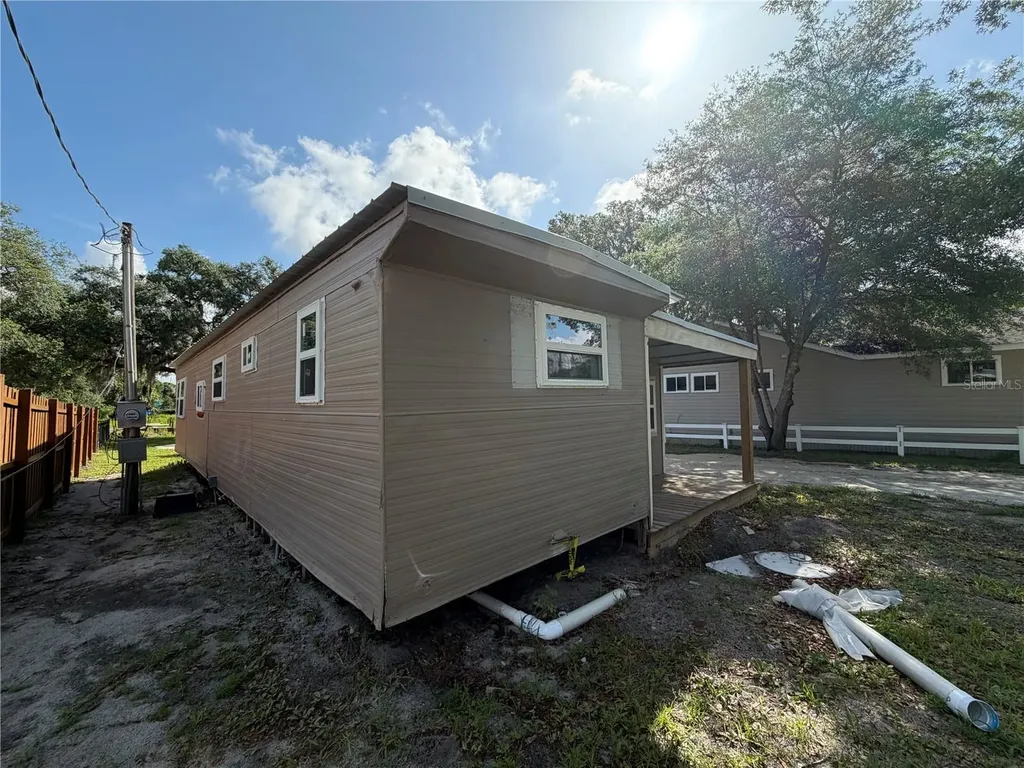 24911 NE 135th Street Fort Mc Coy FL 32134