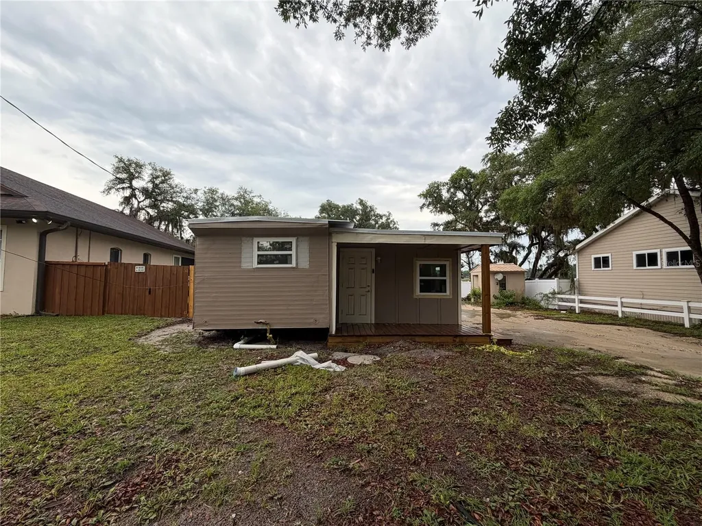 24911 NE 135th Street Fort Mc Coy FL 32134