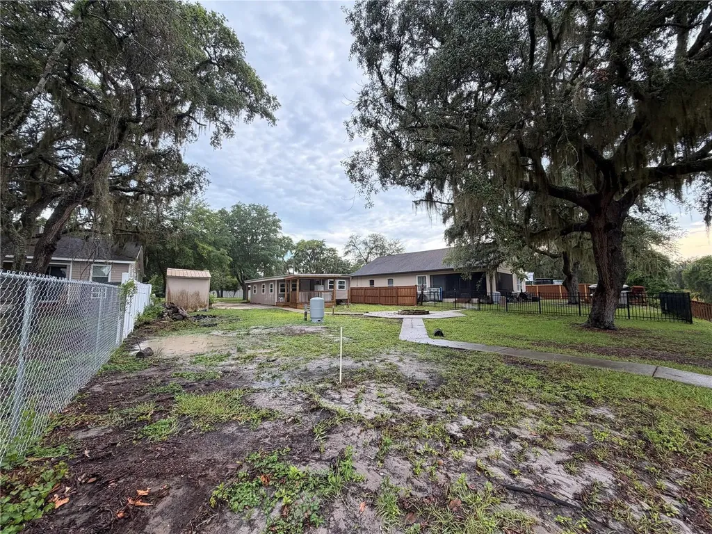 24911 NE 135th Street Fort Mc Coy FL 32134