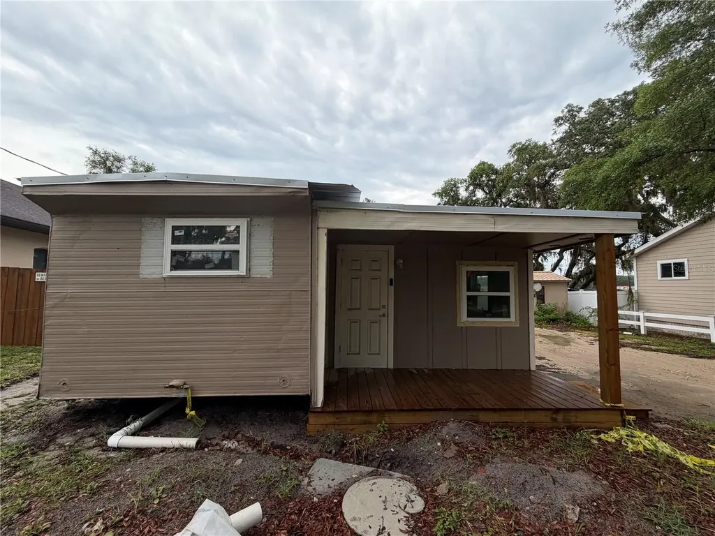 24911 NE 135th Street Fort Mc Coy FL 32134