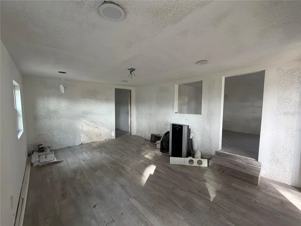 24911 NE 135th Street Fort Mc Coy FL 32134