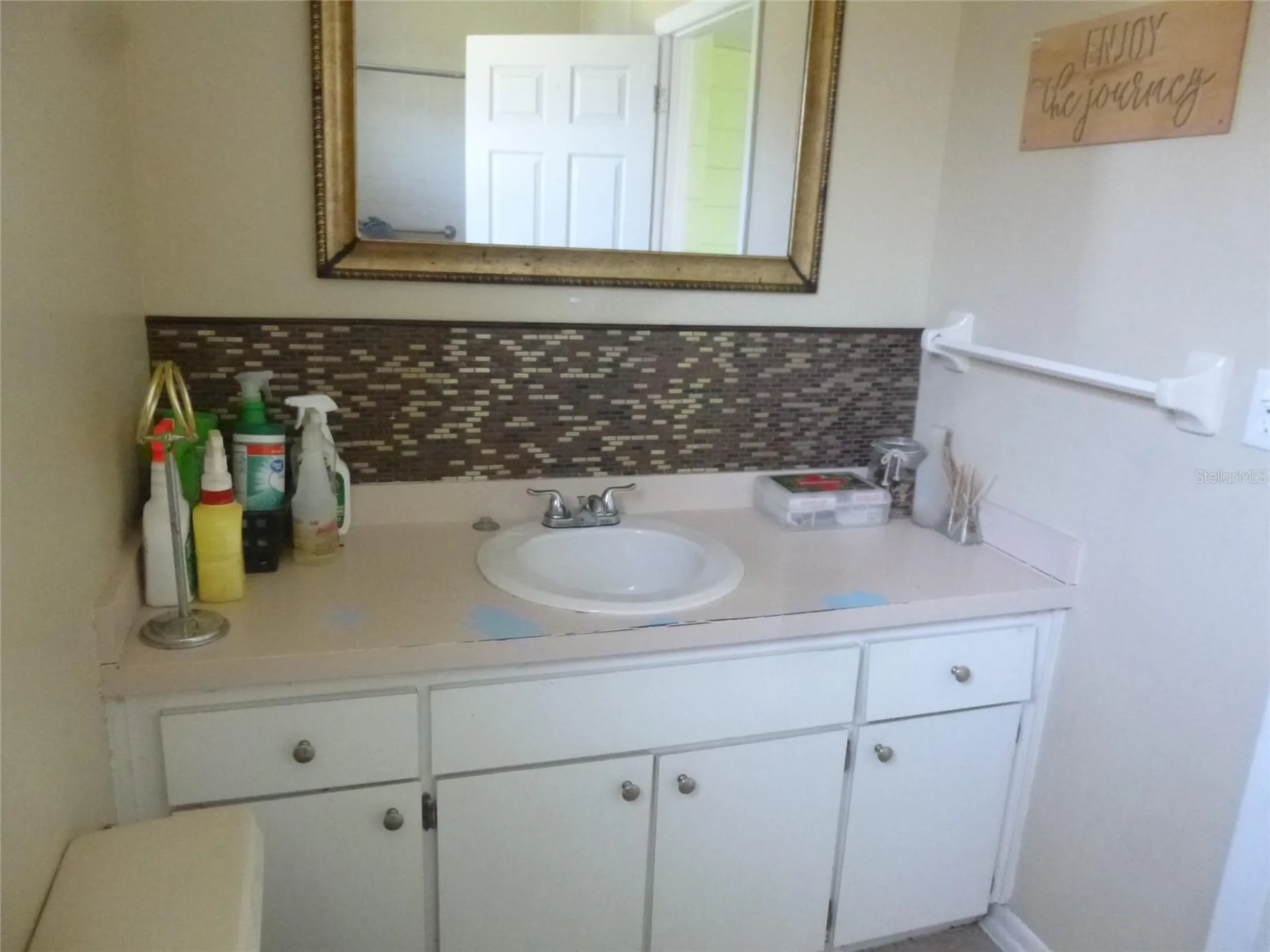 318 Central Avenue Frostproof FL 33843