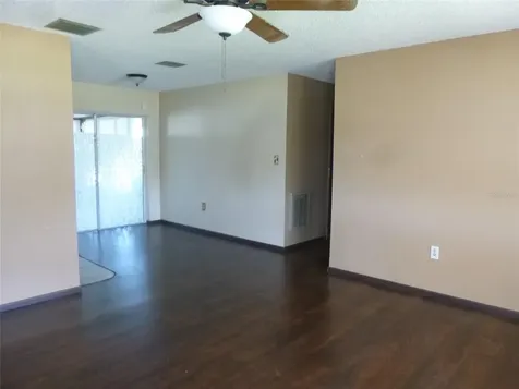 318 Central Avenue Frostproof FL 33843