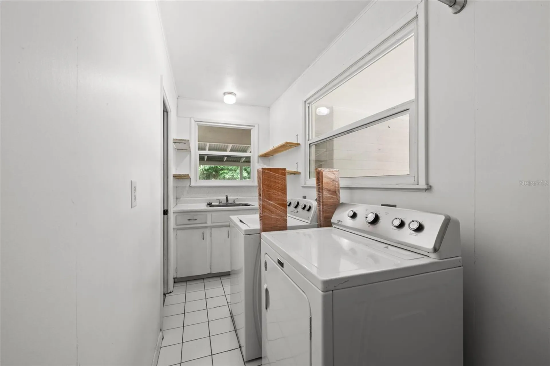 106 N Kentucky Avenue Deland FL 32724