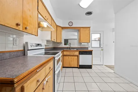 106 N Kentucky Avenue Deland FL 32724