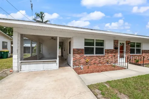 106 N Kentucky Avenue Deland FL 32724