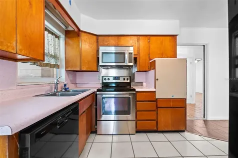 106 N Kentucky Avenue Deland FL 32724