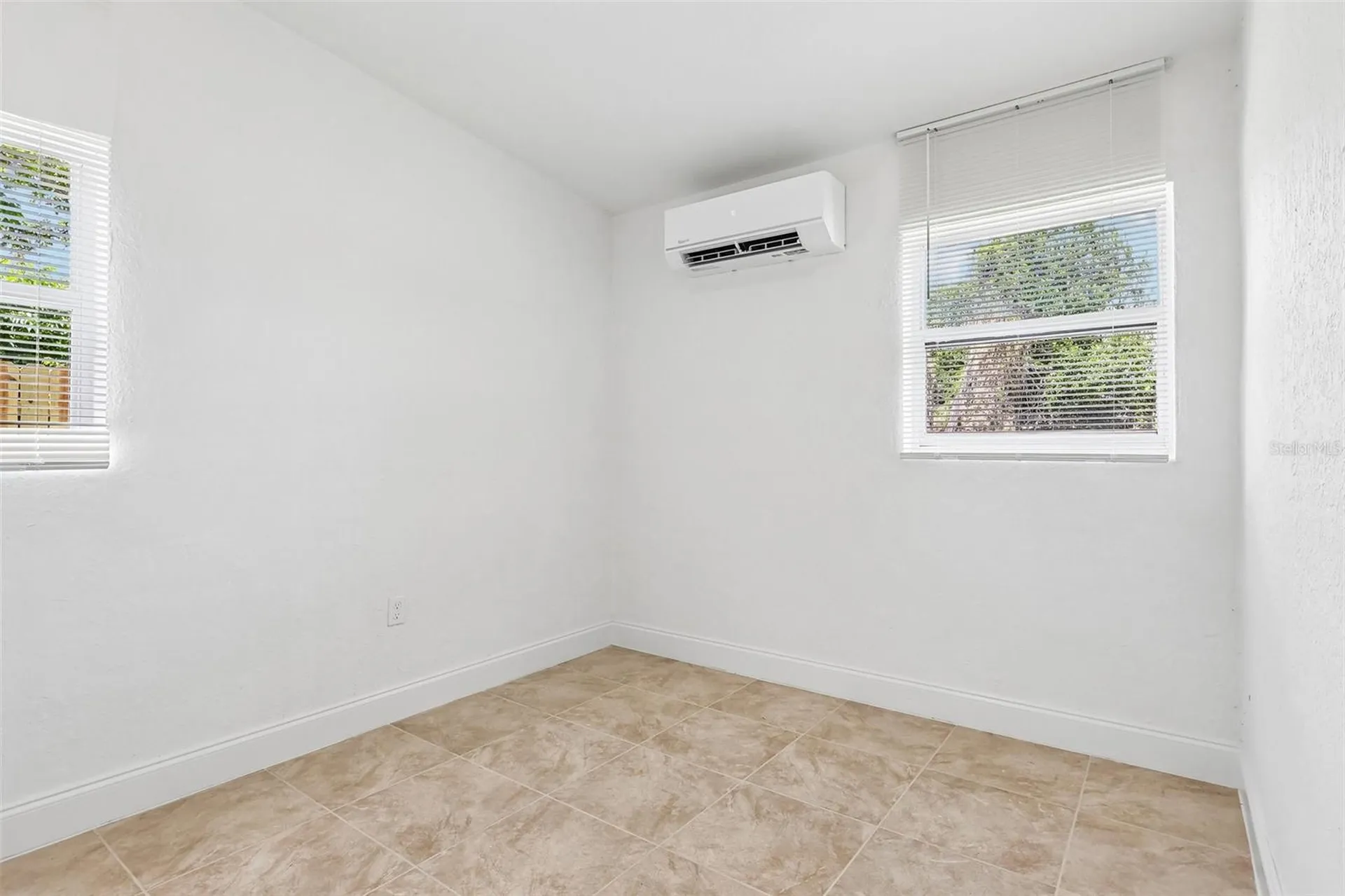 918 Ferndell Road Orlando FL 32808