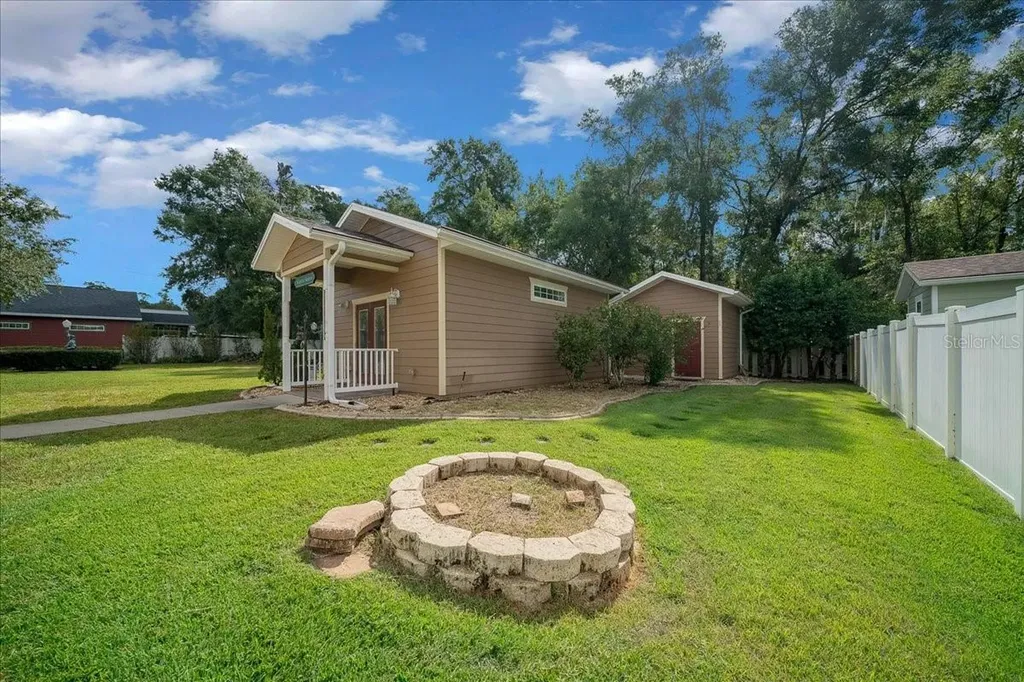 4014 NE 23rd Place Ocala FL 34470