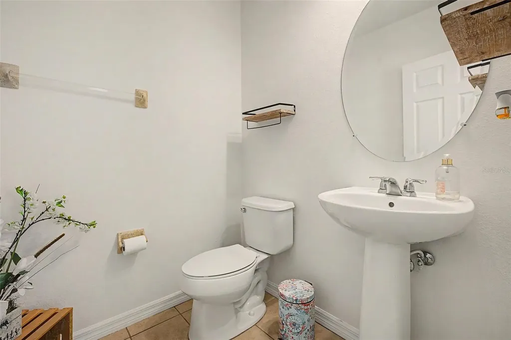 1735 Oak Hammock Court Lutz FL 33558