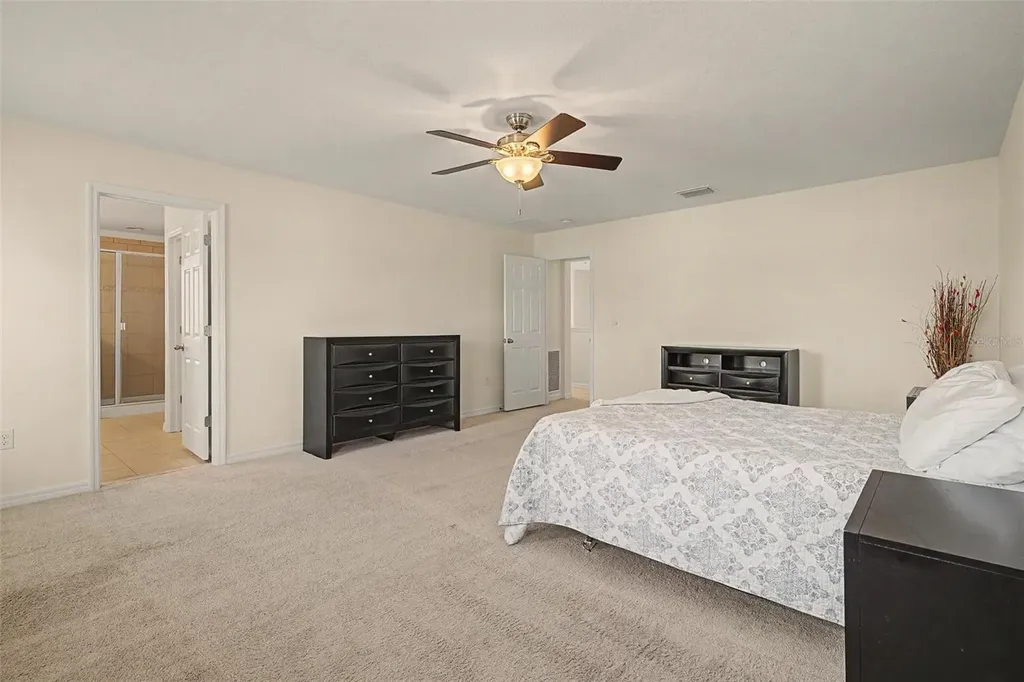1735 Oak Hammock Court Lutz FL 33558