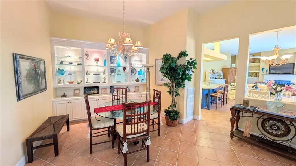 4709 Dolphin Cay Lane St Petersburg FL 33711