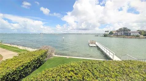 4709 Dolphin Cay Lane St Petersburg FL 33711