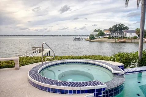 4709 Dolphin Cay Lane St Petersburg FL 33711