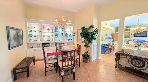 4709 Dolphin Cay Lane St Petersburg FL 33711