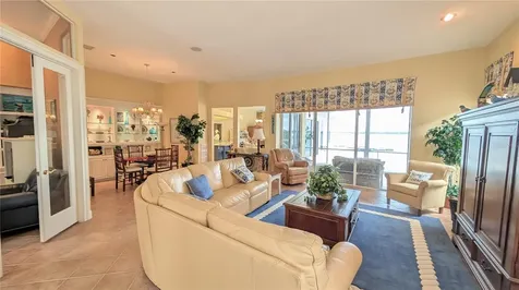 4709 Dolphin Cay Lane St Petersburg FL 33711