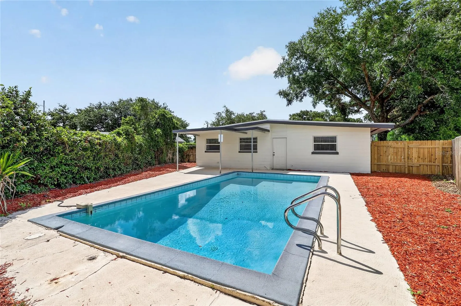 1303 NE Stately Oaks Drive NW Winter Haven FL 33881