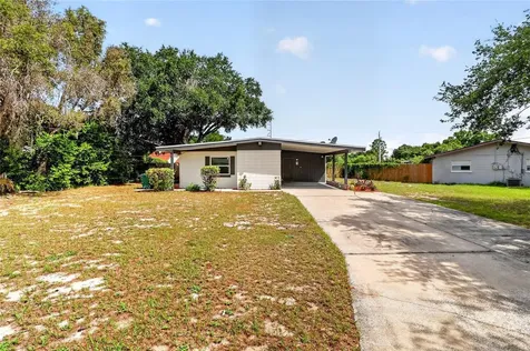1303 NE Stately Oaks Drive NW Winter Haven FL 33881