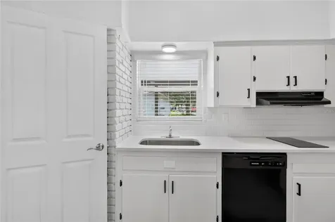 1303 NE Stately Oaks Drive NW Winter Haven FL 33881