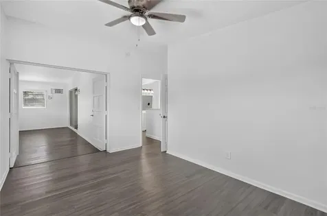 1303 NE Stately Oaks Drive NW Winter Haven FL 33881