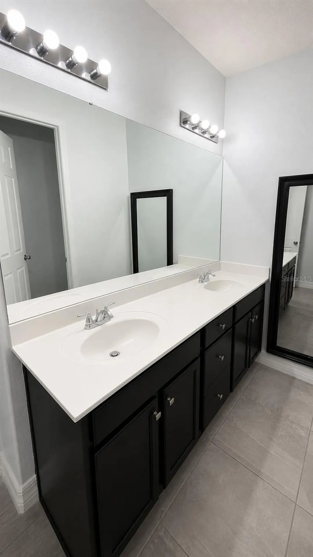2608 Nouveau Way Kissimmee FL 34741