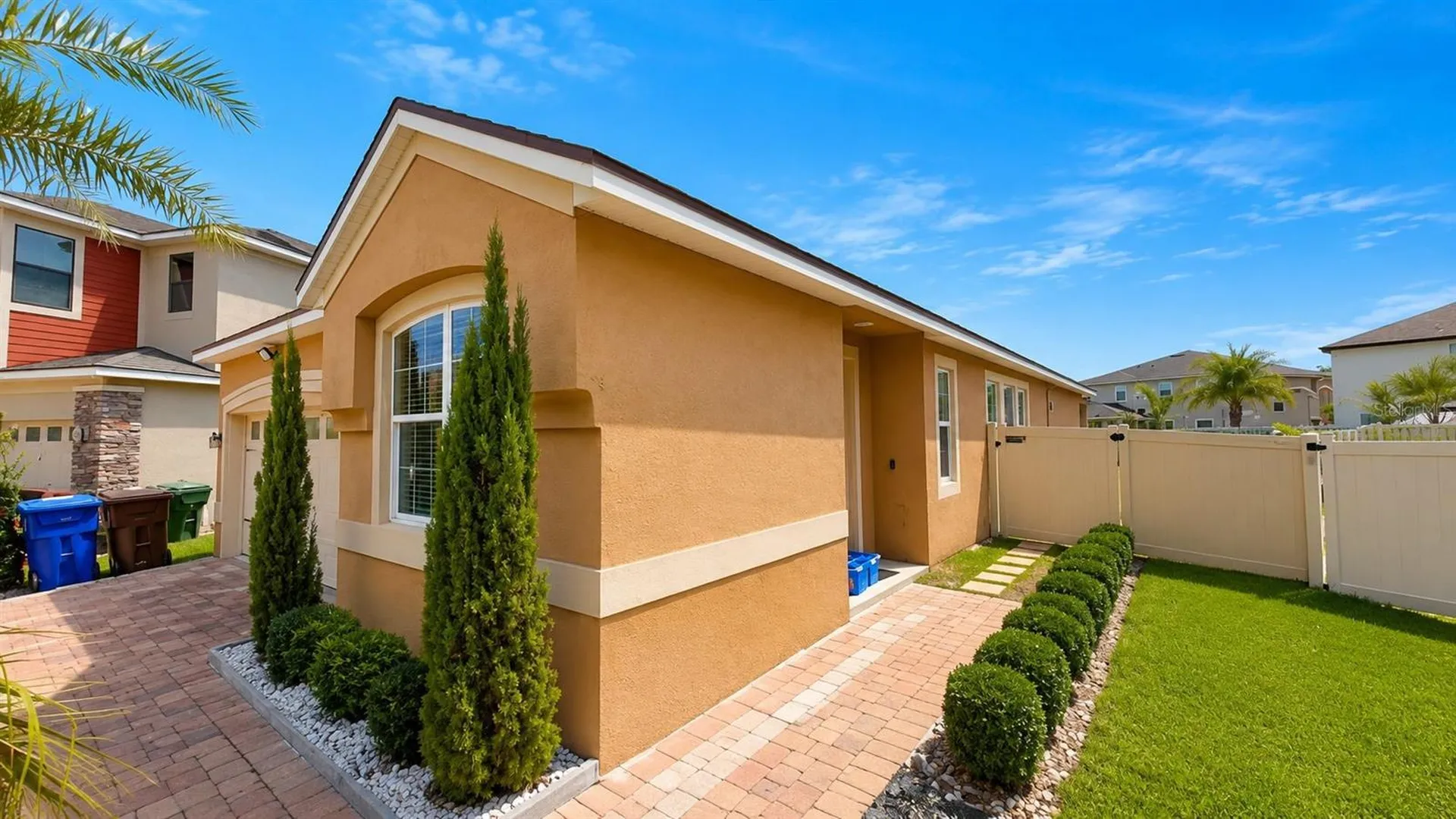 2608 Nouveau Way Kissimmee FL 34741