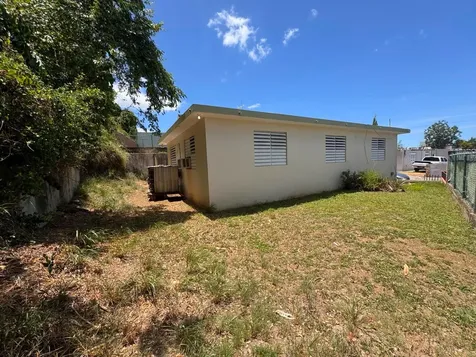 E 12 Urb. Colinas De Villa Rosa Sabana Grande PR 00637