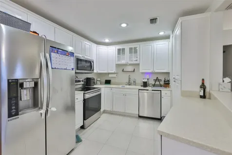 3414 W San Luis Street Tampa FL 33629