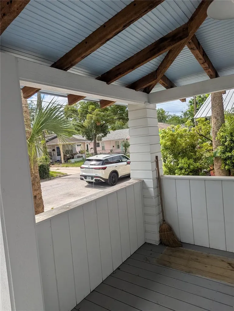 720 NW 3rd Street Gainesville FL 32601