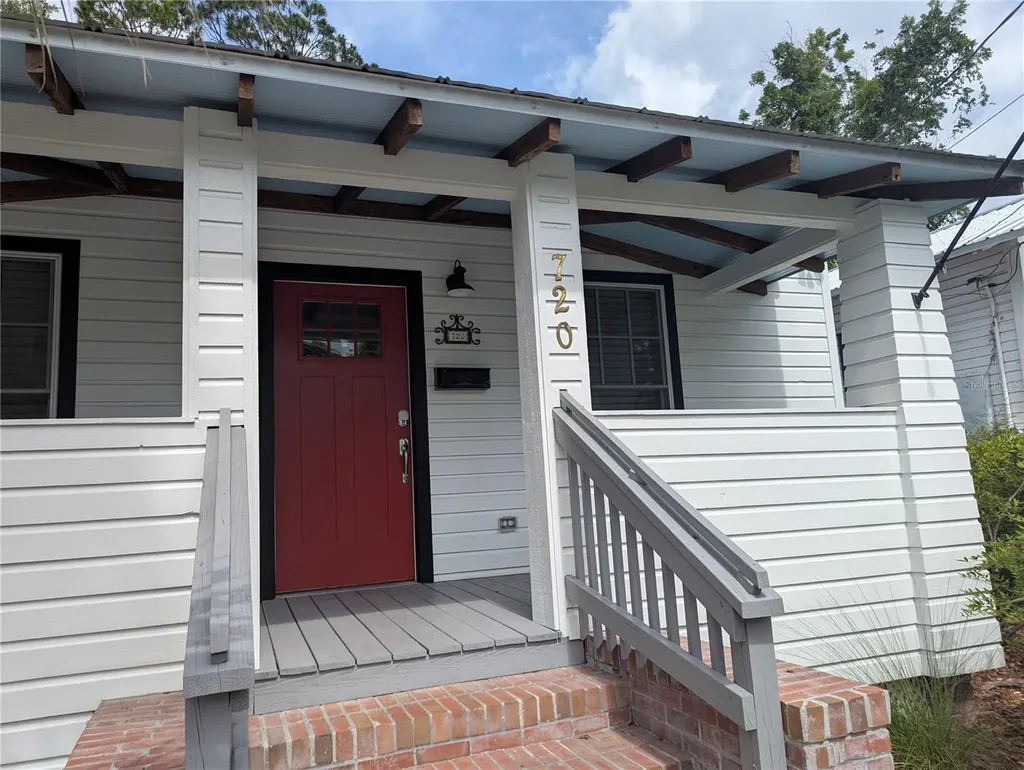 720 NW 3rd Street Gainesville FL 32601
